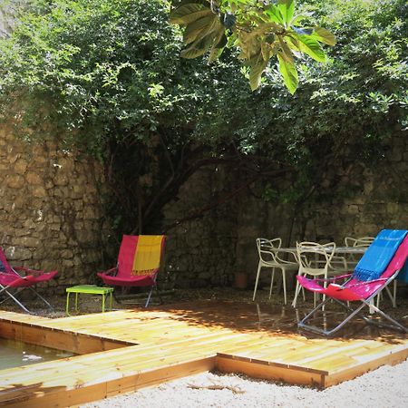 La Buissonniere Bed and Breakfast Oppède Buitenkant foto