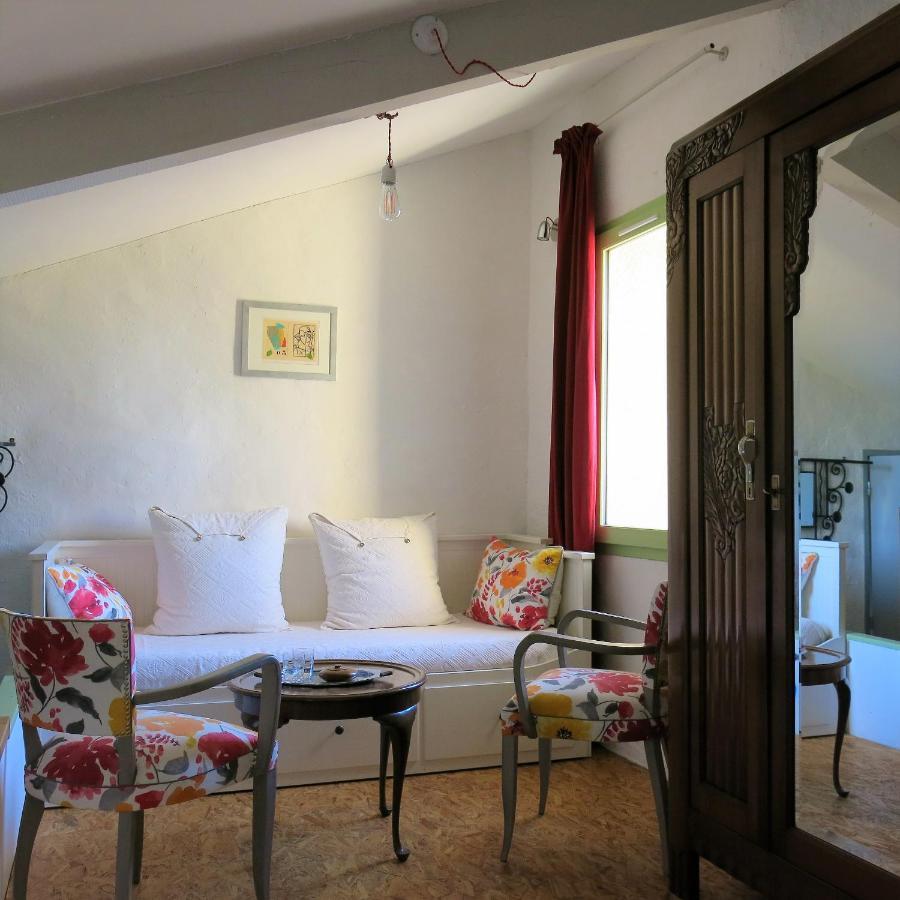 La Buissonniere Bed and Breakfast Oppède Buitenkant foto