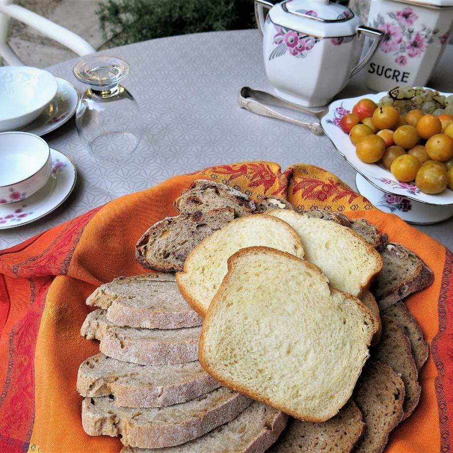 La Buissonniere Bed and Breakfast Oppède Buitenkant foto