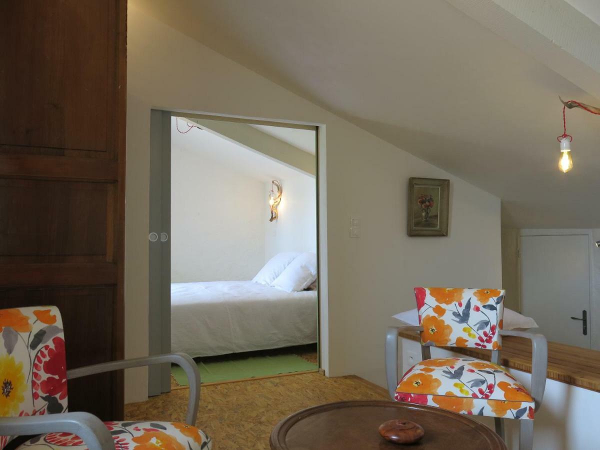 La Buissonniere Bed and Breakfast Oppède Buitenkant foto